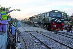 Pakistan Railways Introduces Strict Guidelines for Safer Journeys